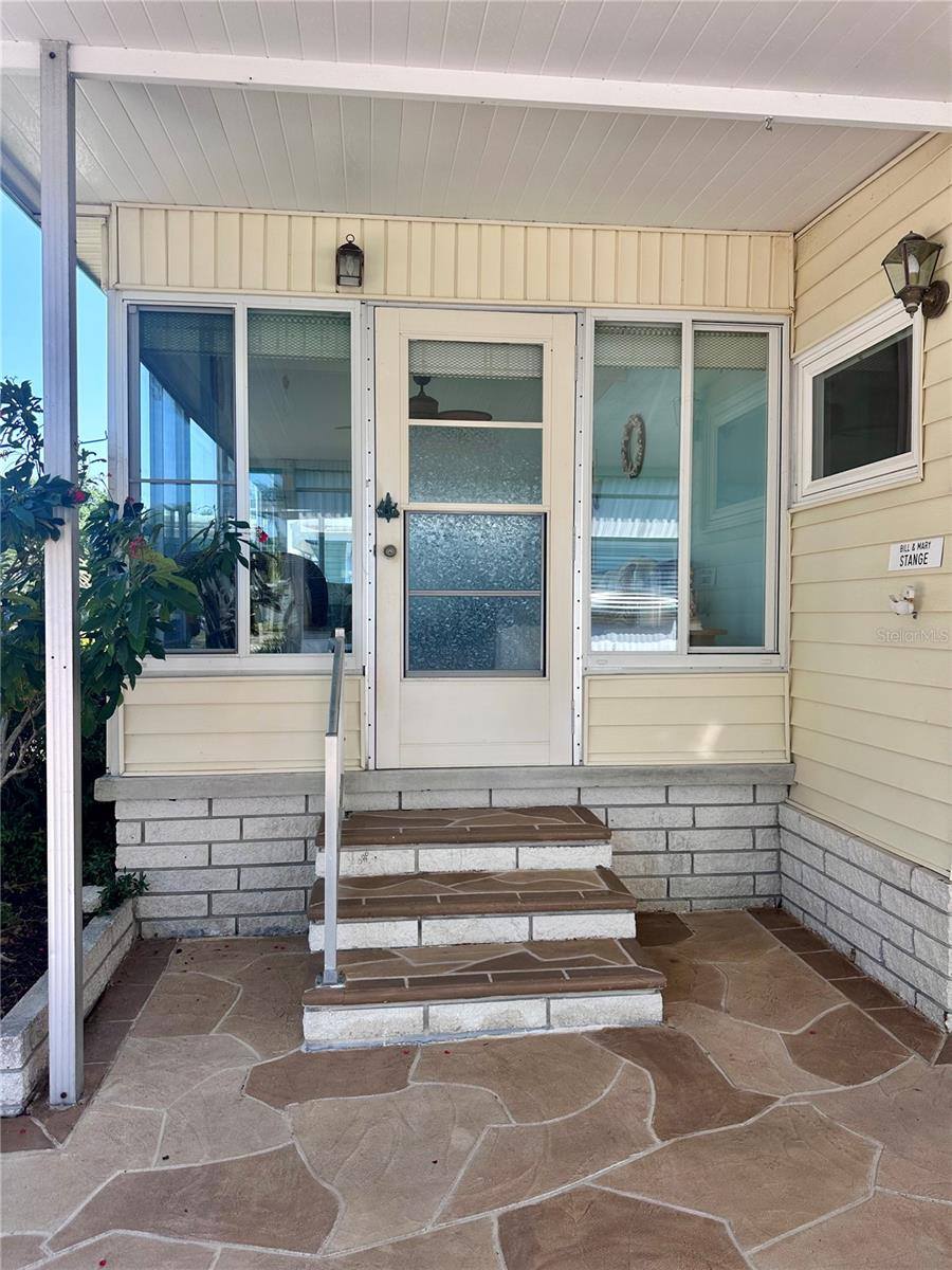 1100 Belcher Road South, Largo, FL 33771