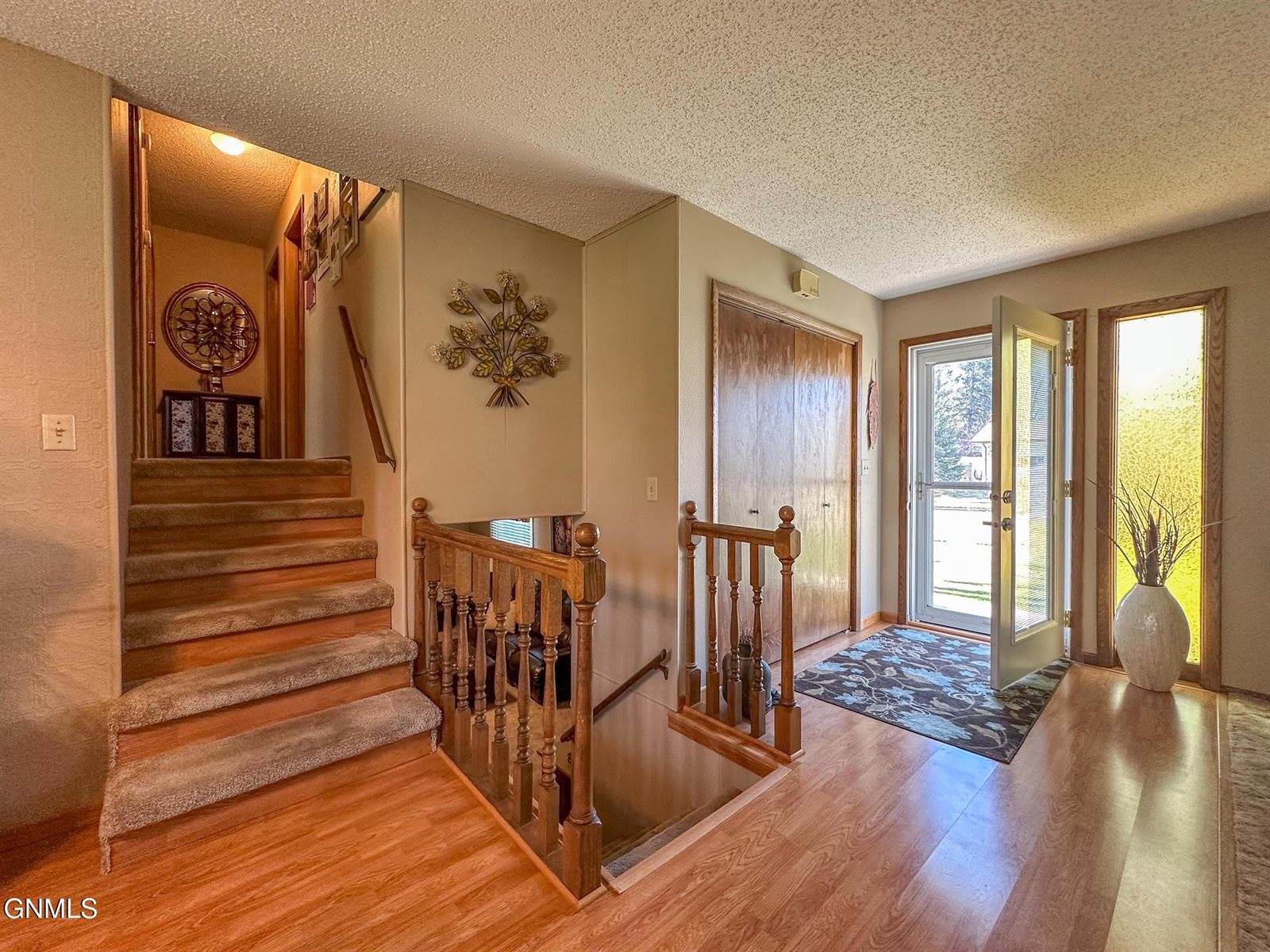 1840 Masterson Avenue, Bismarck, ND 58501