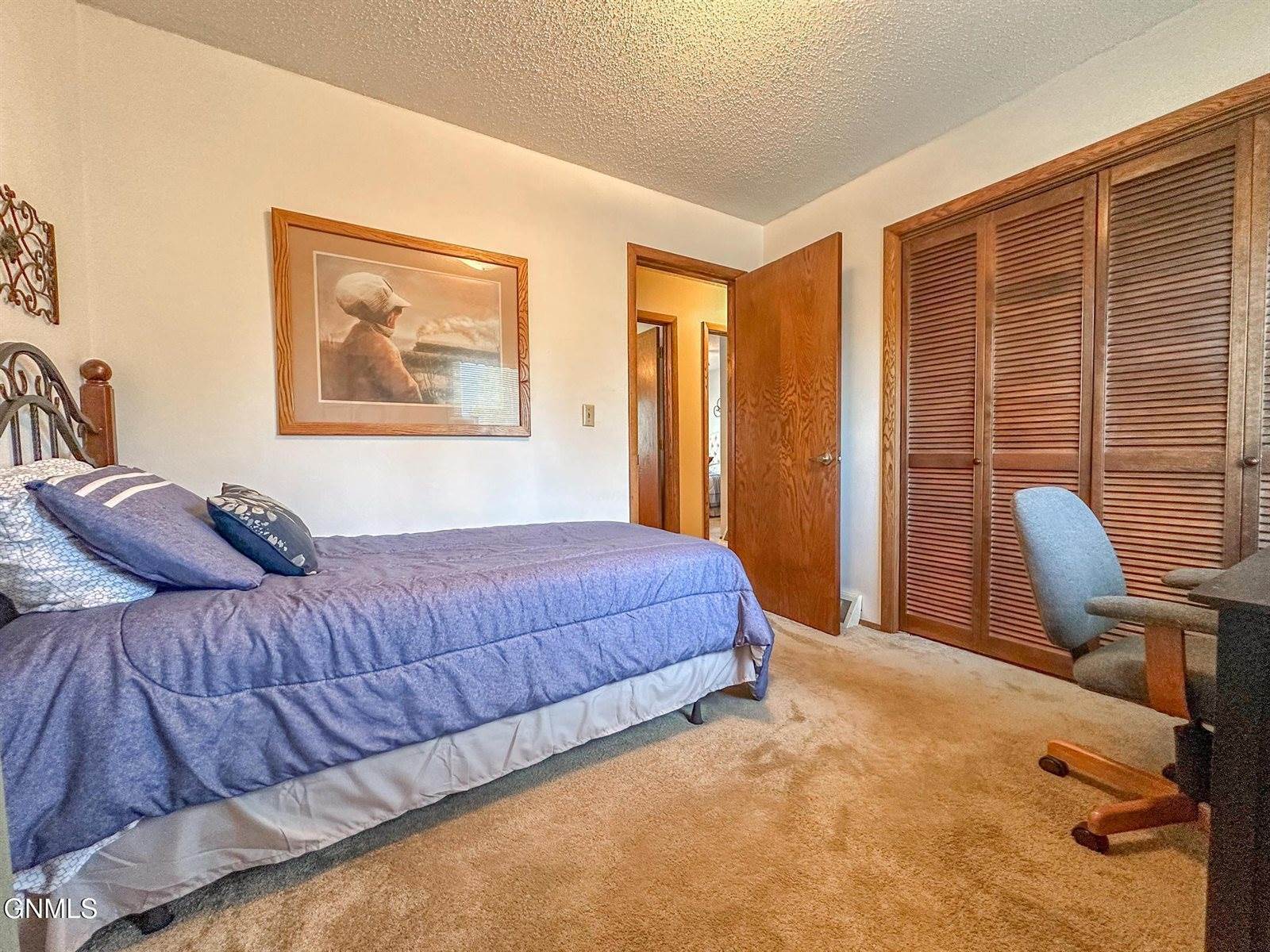 1840 Masterson Avenue, Bismarck, ND 58501