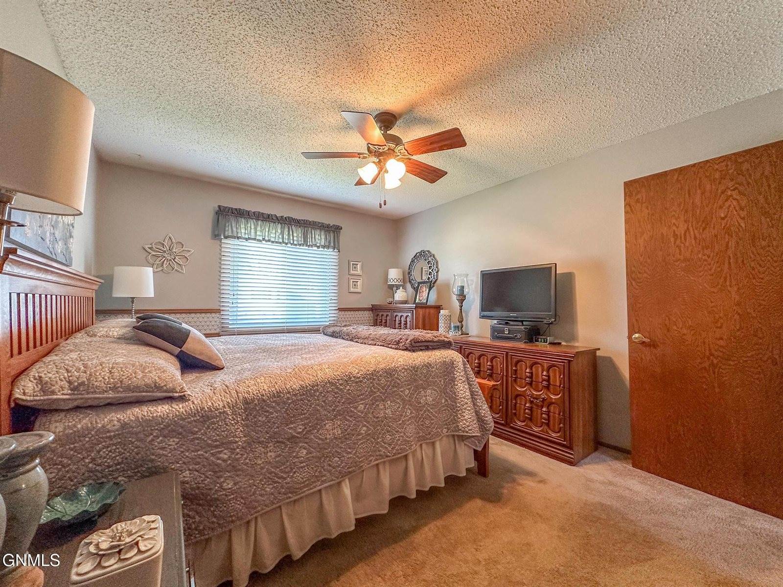 1840 Masterson Avenue, Bismarck, ND 58501