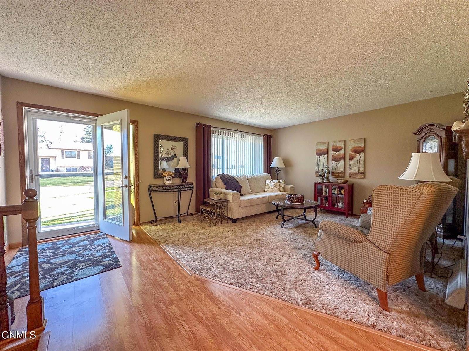 1840 Masterson Avenue, Bismarck, ND 58501