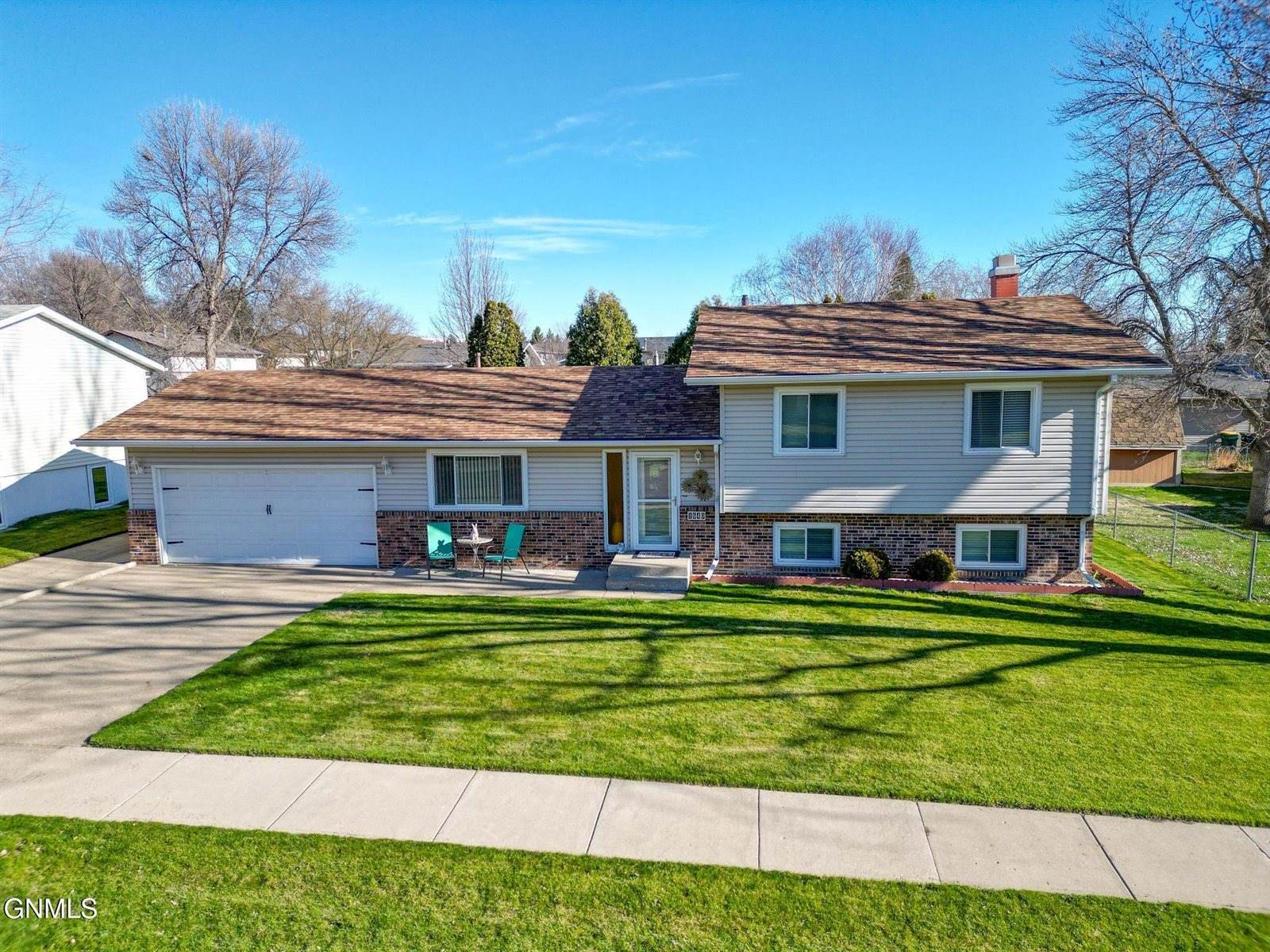 1840 Masterson Avenue, Bismarck, ND 58501