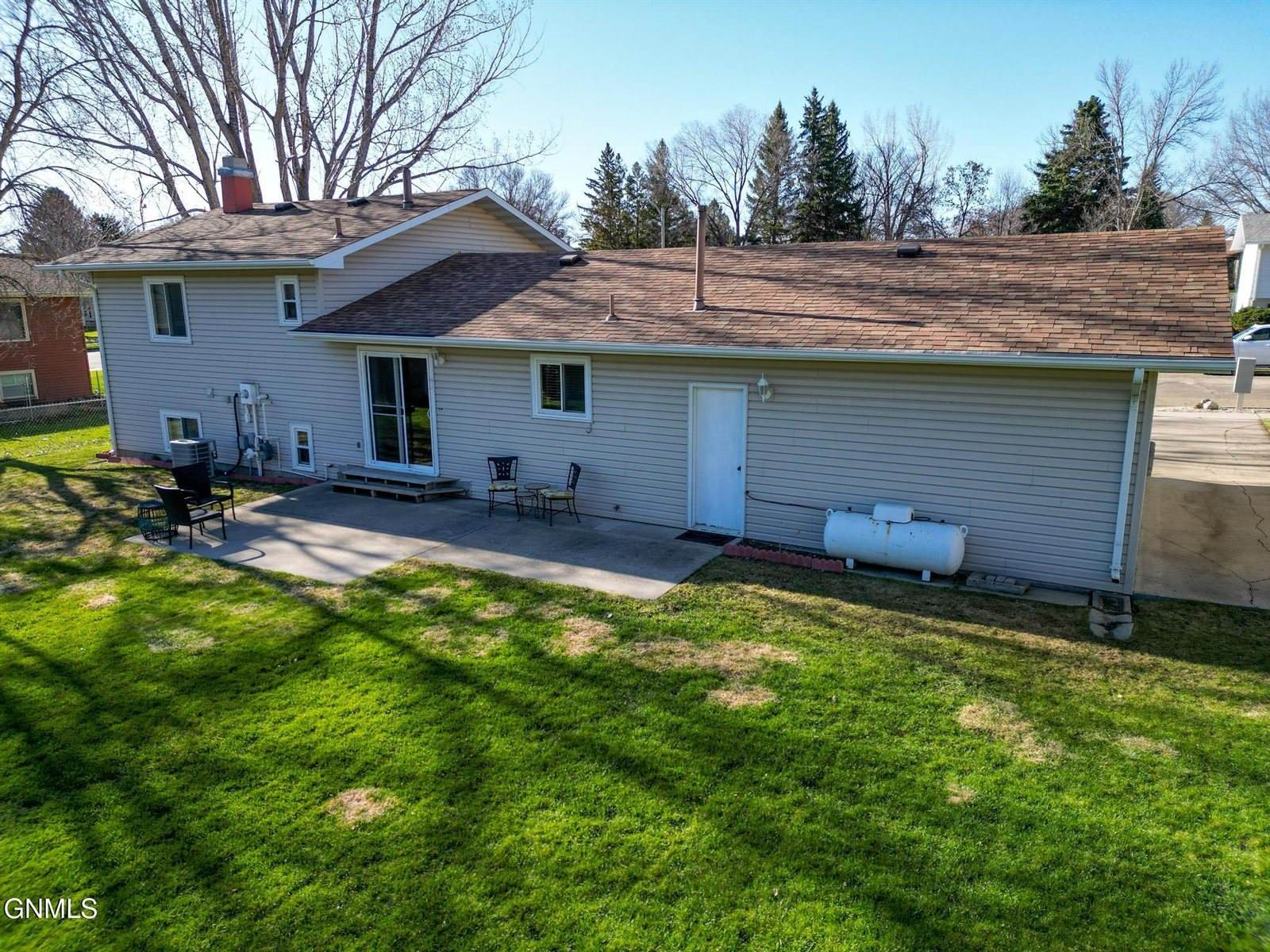 1840 Masterson Avenue, Bismarck, ND 58501