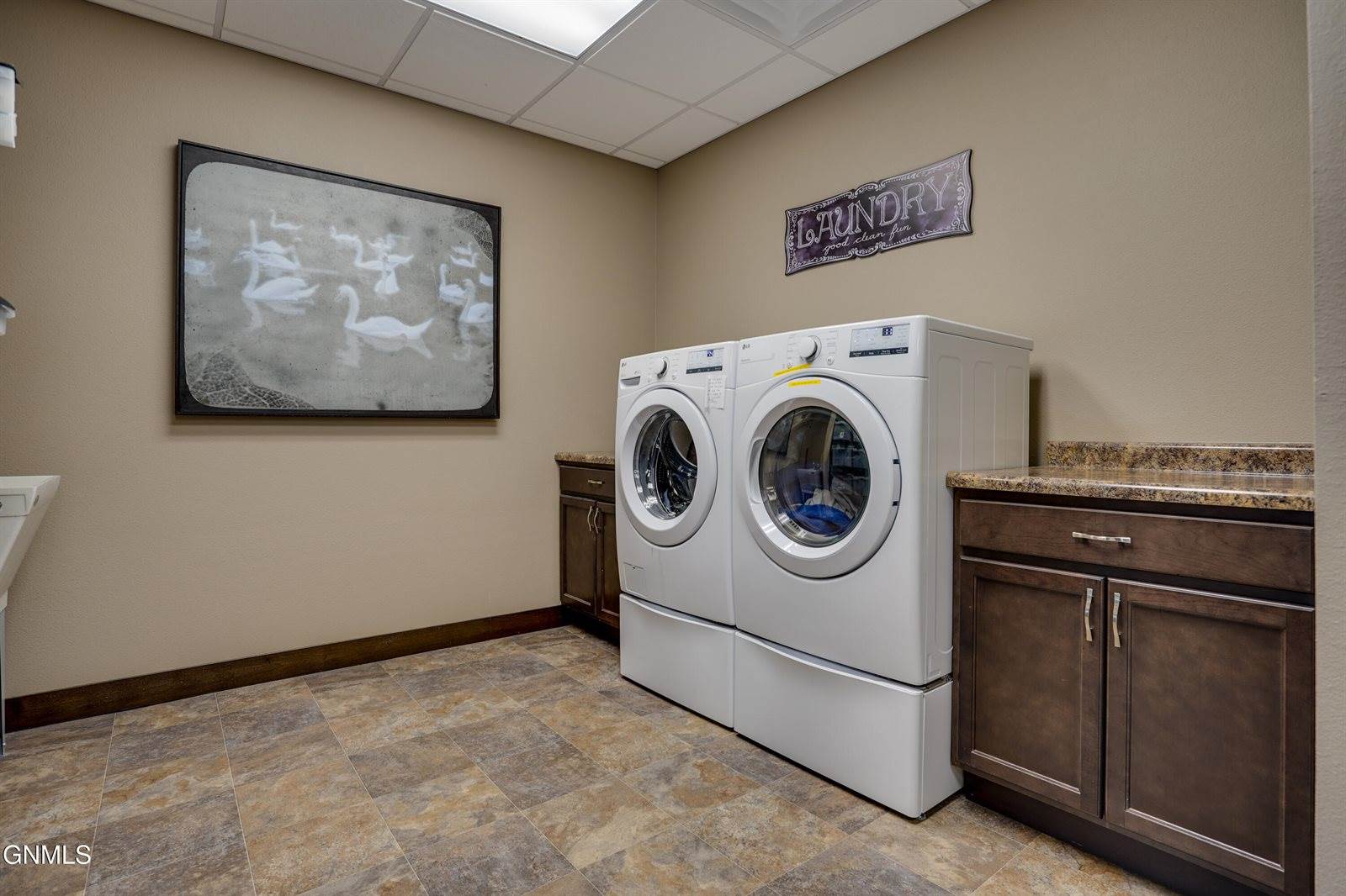 2101 40th Avenue SE, #106, Mandan, ND 58554