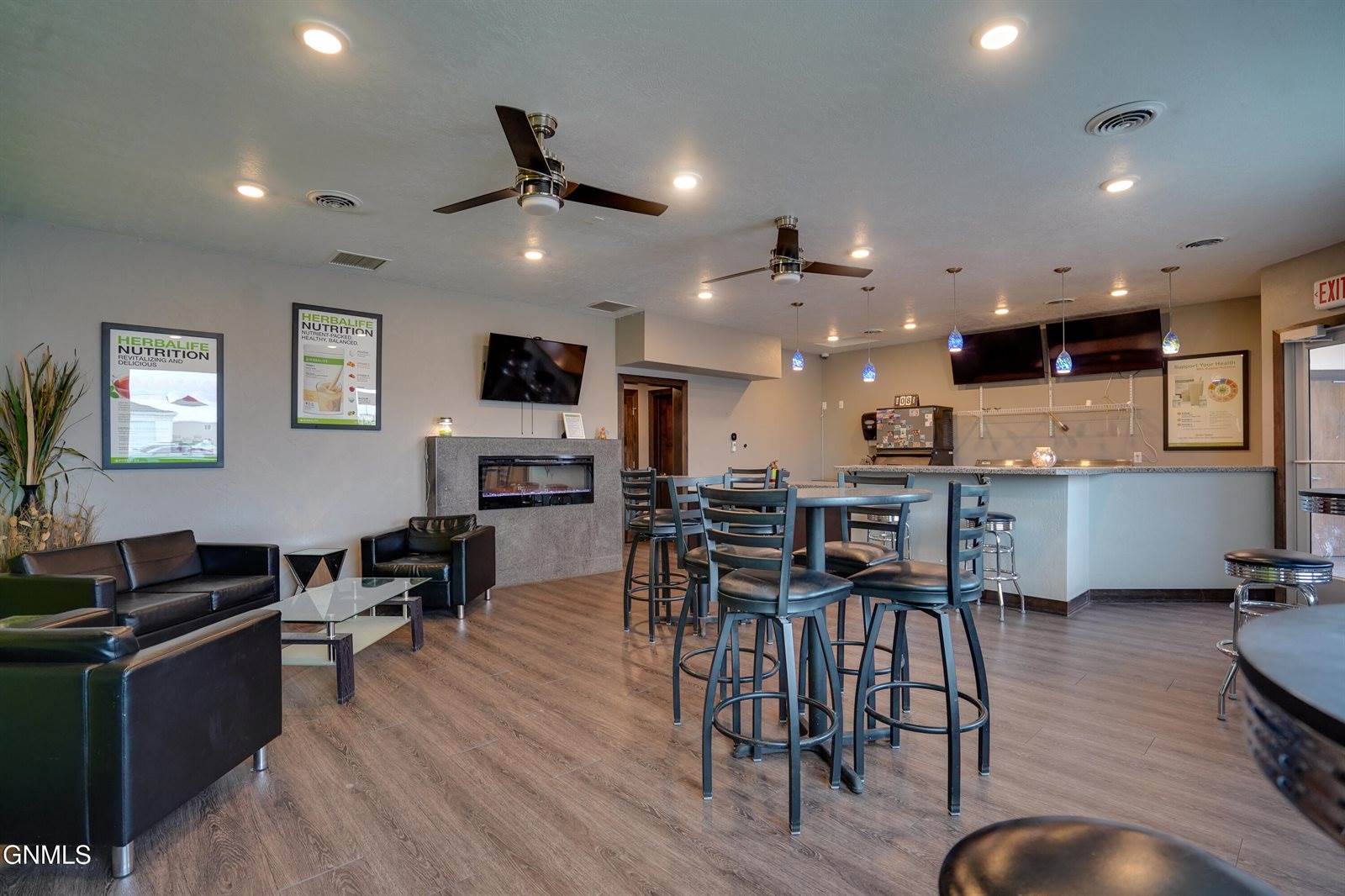 2041 40th Avenue SE, #100, Mandan, ND 58554