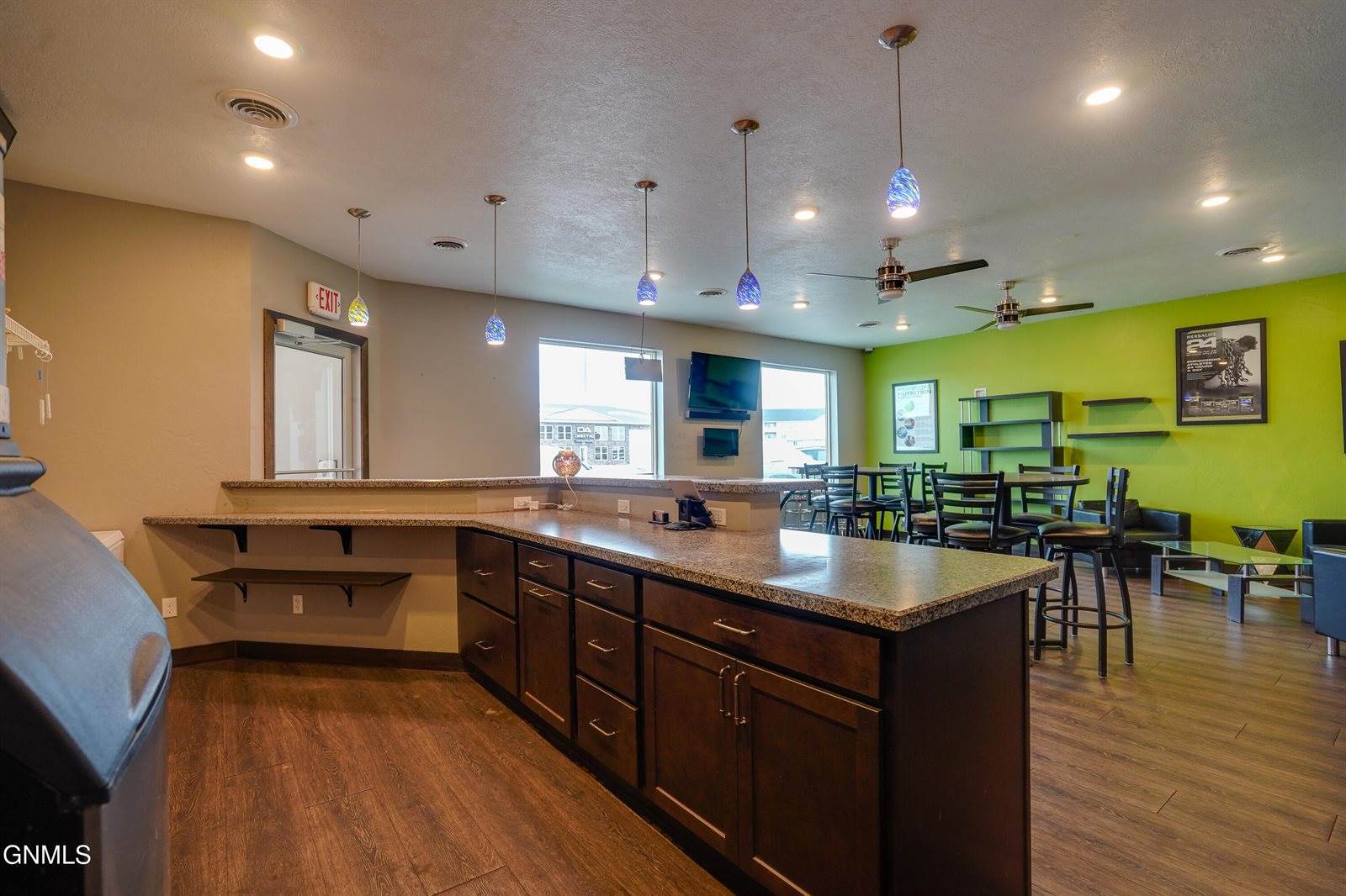 2041 40th Avenue SE, #100, Mandan, ND 58554