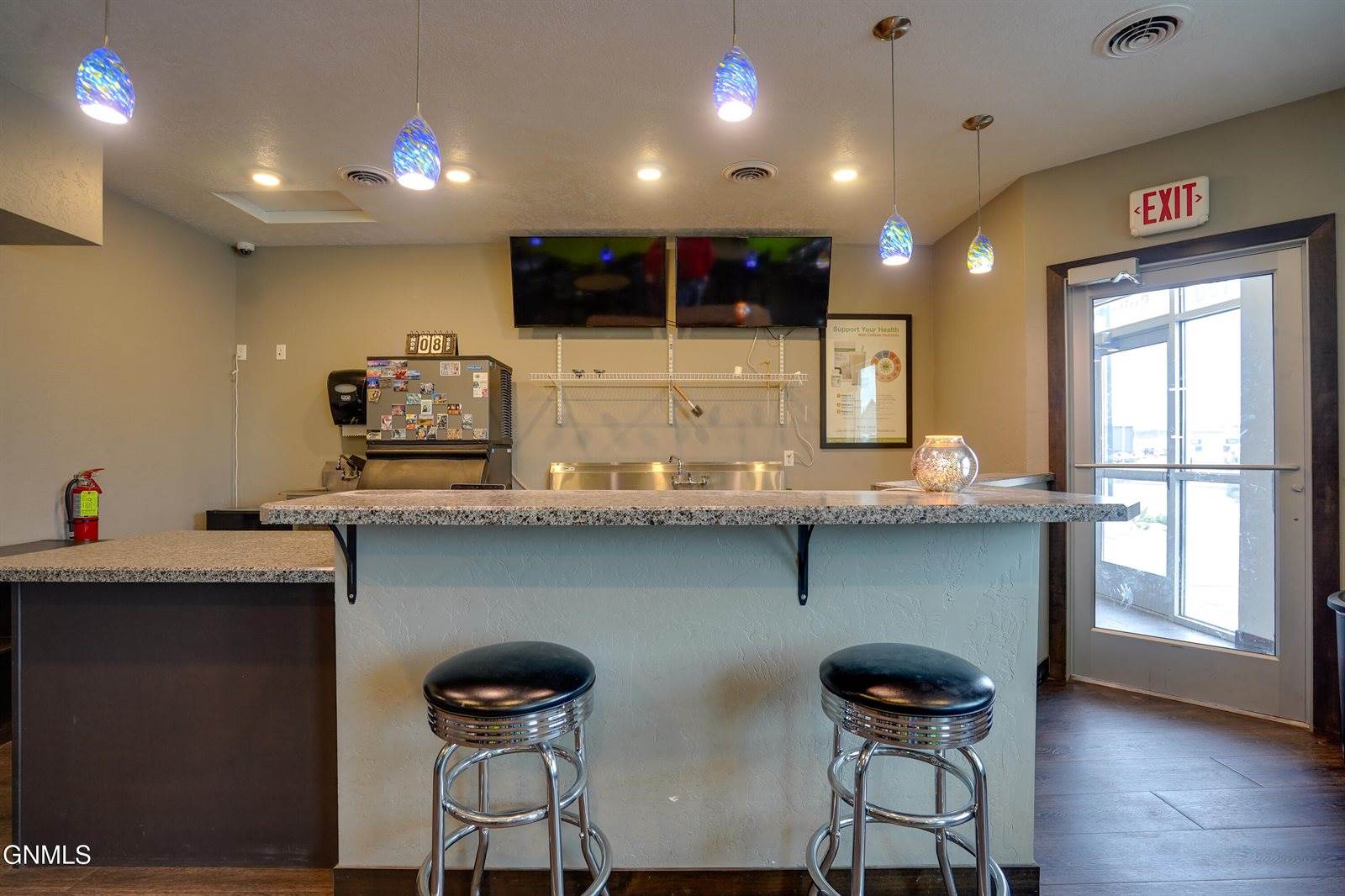 2041 40th Avenue SE, #100, Mandan, ND 58554