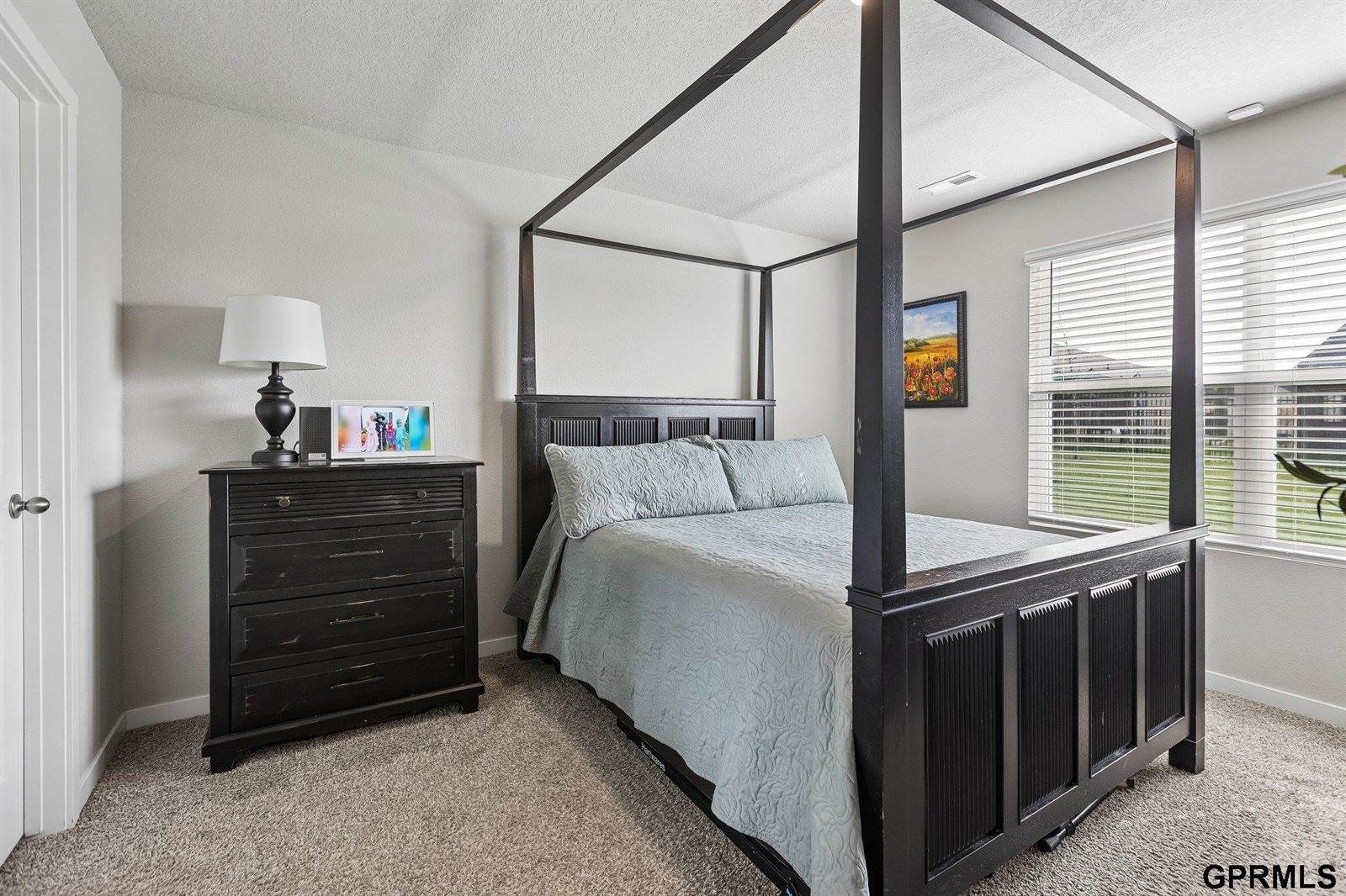 10807 South 177Th Street, Omaha, NE 68136