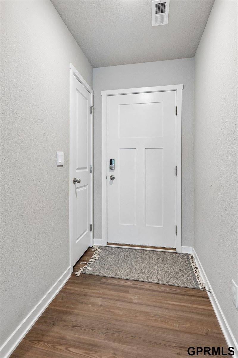 10807 South 177Th Street, Omaha, NE 68136