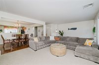 1 Harbor Mist Dr, Fairhaven, MA 02719