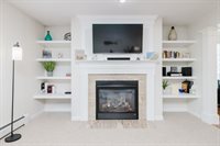 1 Harbor Mist Dr, Fairhaven, MA 02719