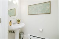 1 Harbor Mist Dr, Fairhaven, MA 02719