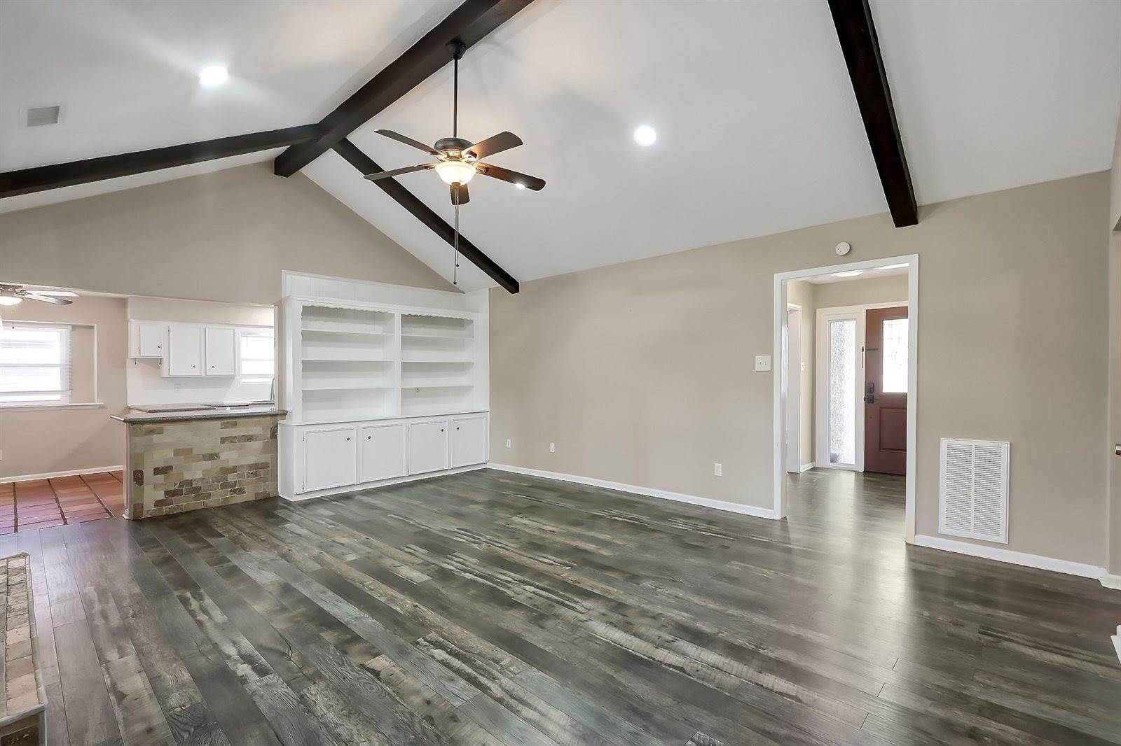 1218 Glouchester Lane, Houston, TX 77073