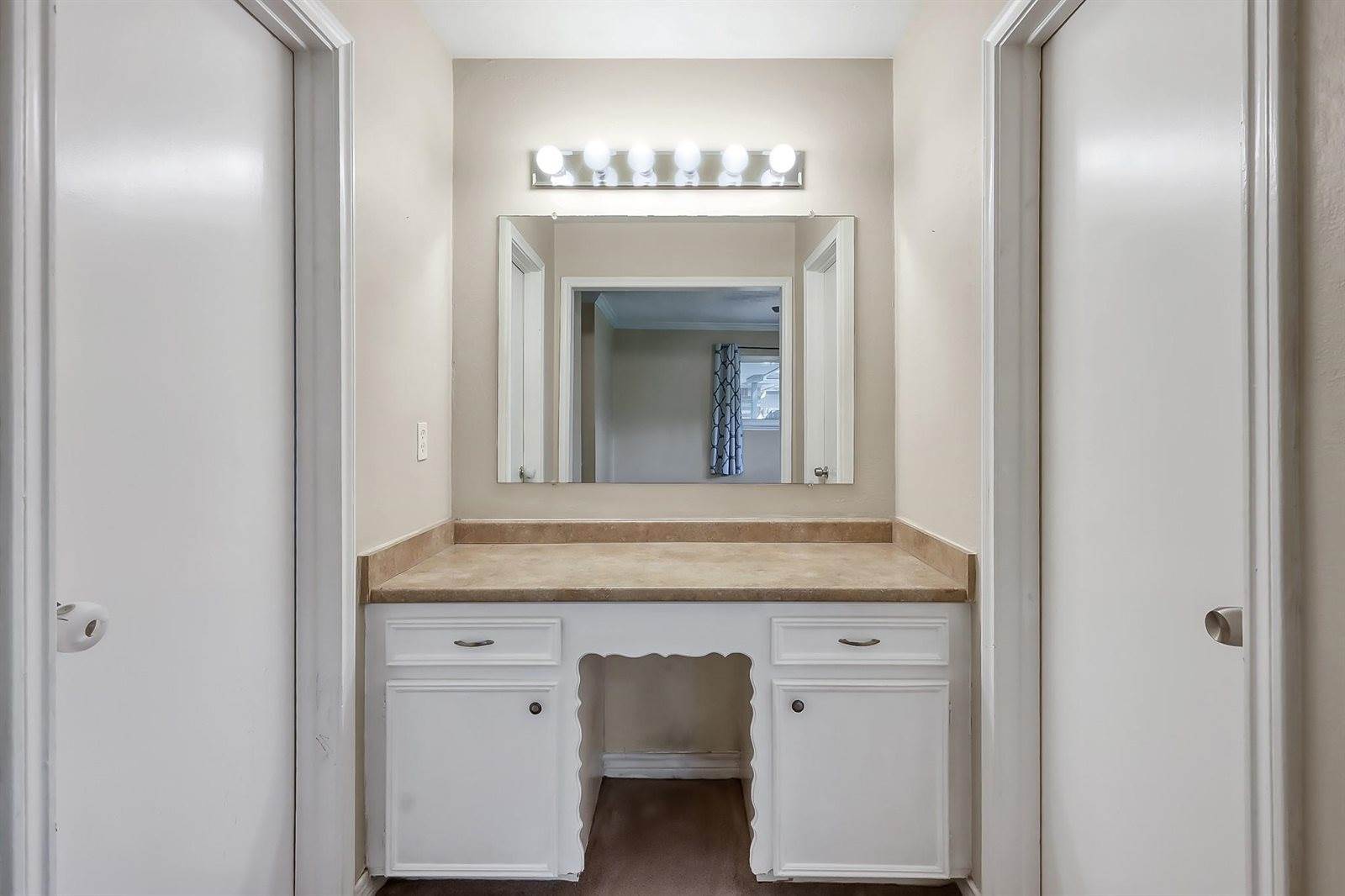 1218 Glouchester Lane, Houston, TX 77073