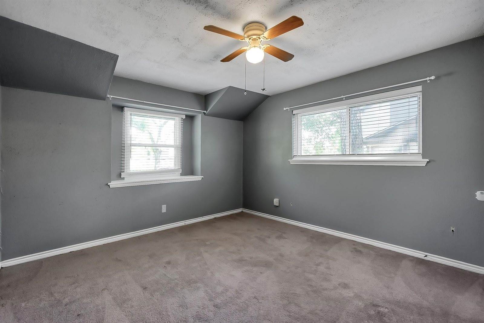 1218 Glouchester Lane, Houston, TX 77073