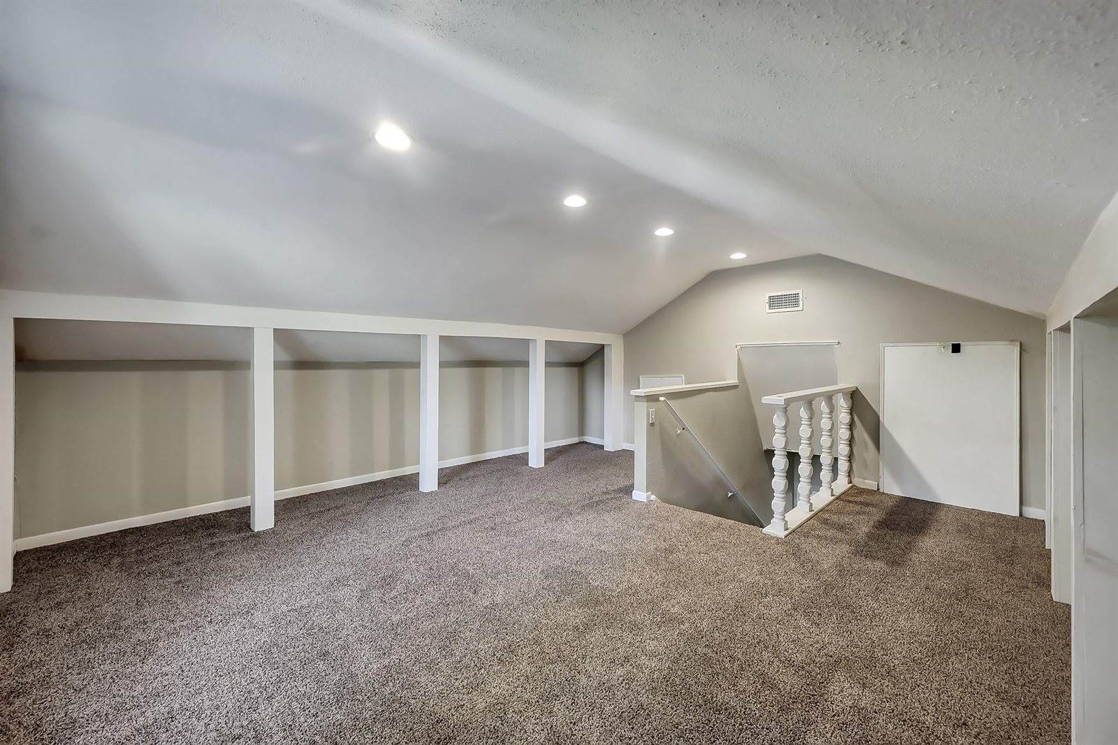 1218 Glouchester Lane, Houston, TX 77073