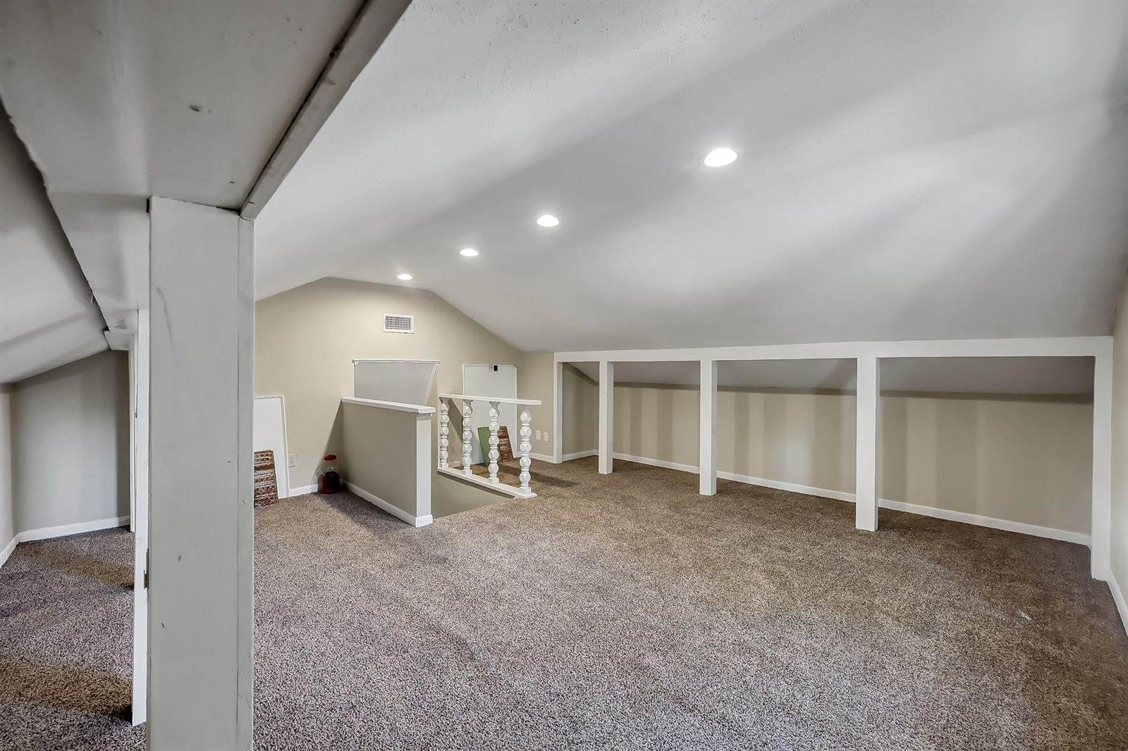 1218 Glouchester Lane, Houston, TX 77073