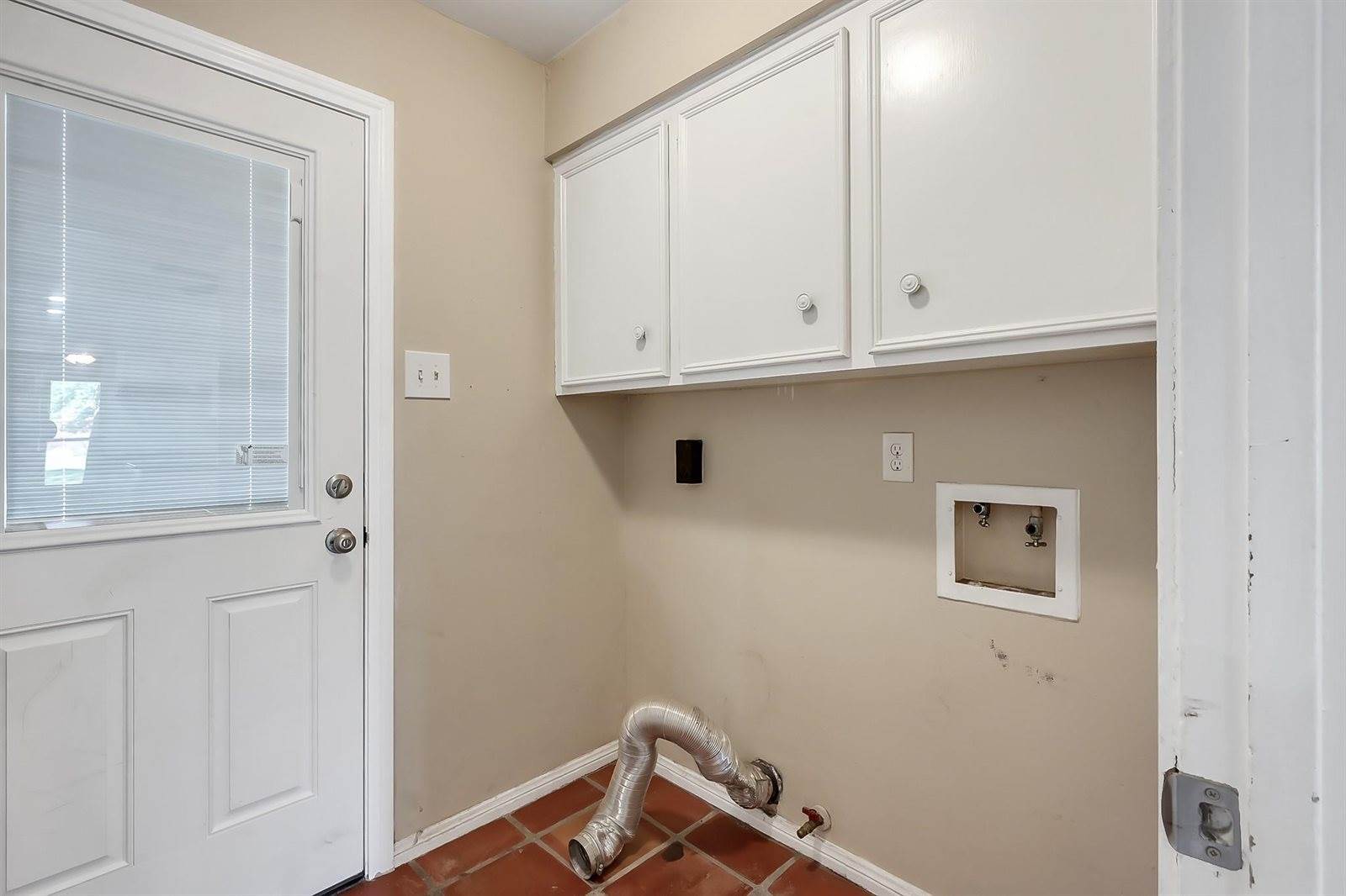 1218 Glouchester Lane, Houston, TX 77073