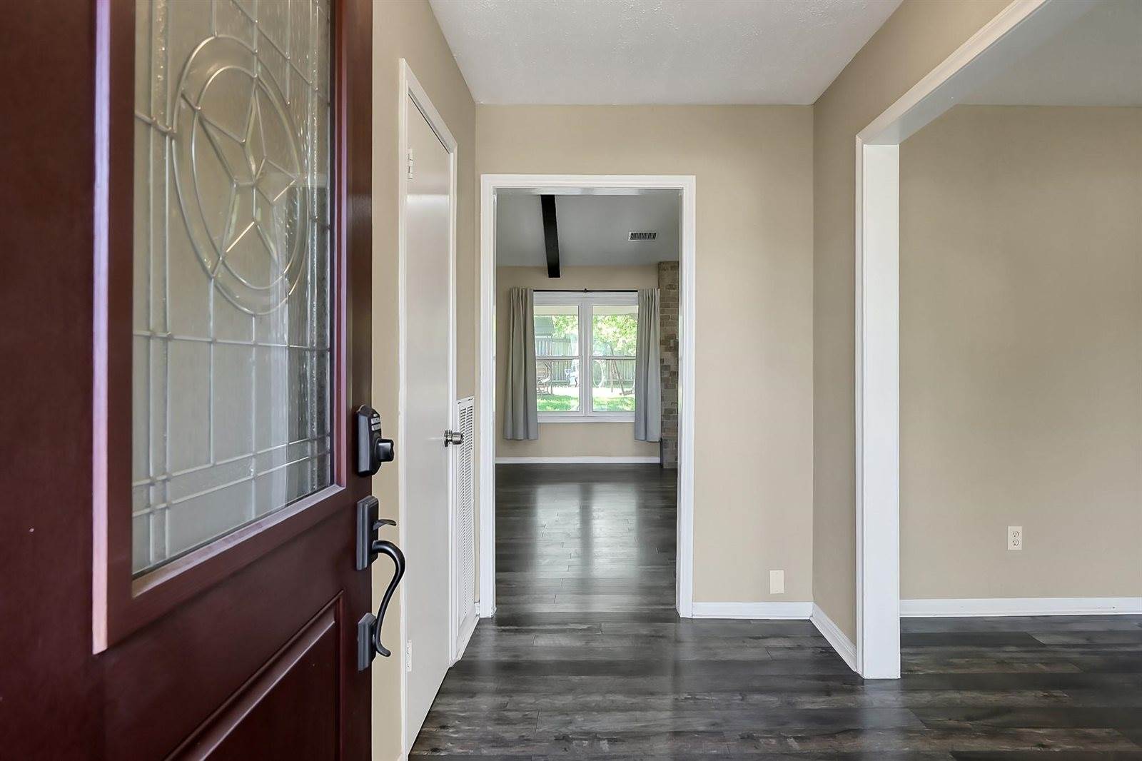 1218 Glouchester Lane, Houston, TX 77073