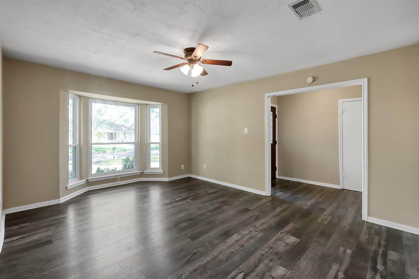 1218 Glouchester Lane, Houston, TX 77073