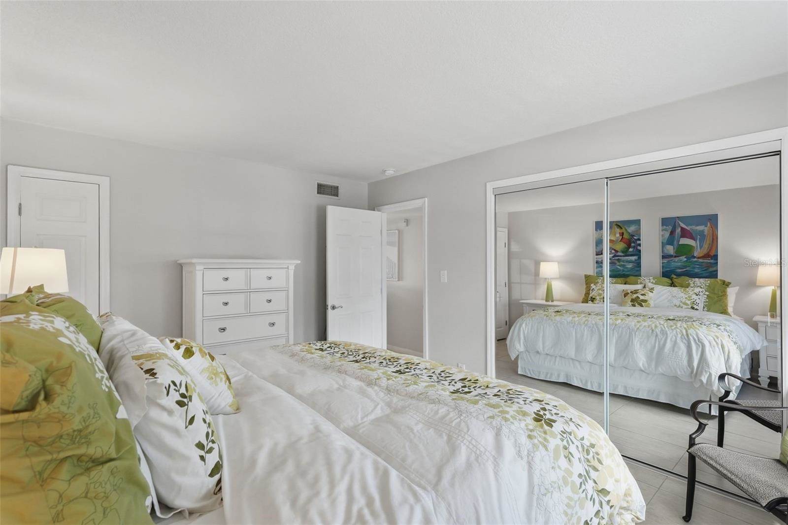 3783 Pompano, #B, Saint Petersburg, FL 33705