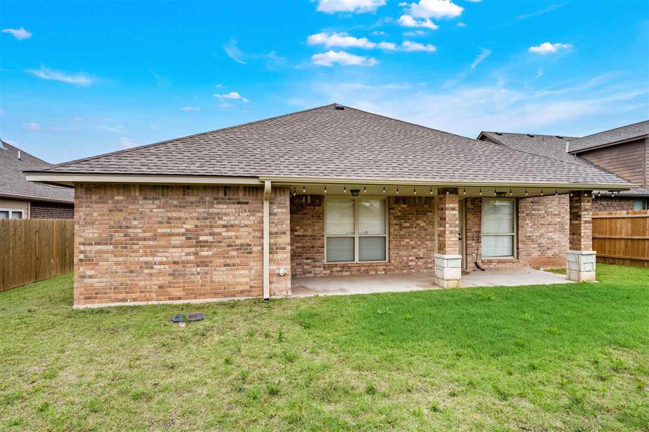 5708 NW Valor Ave, Lawton, OK 73505