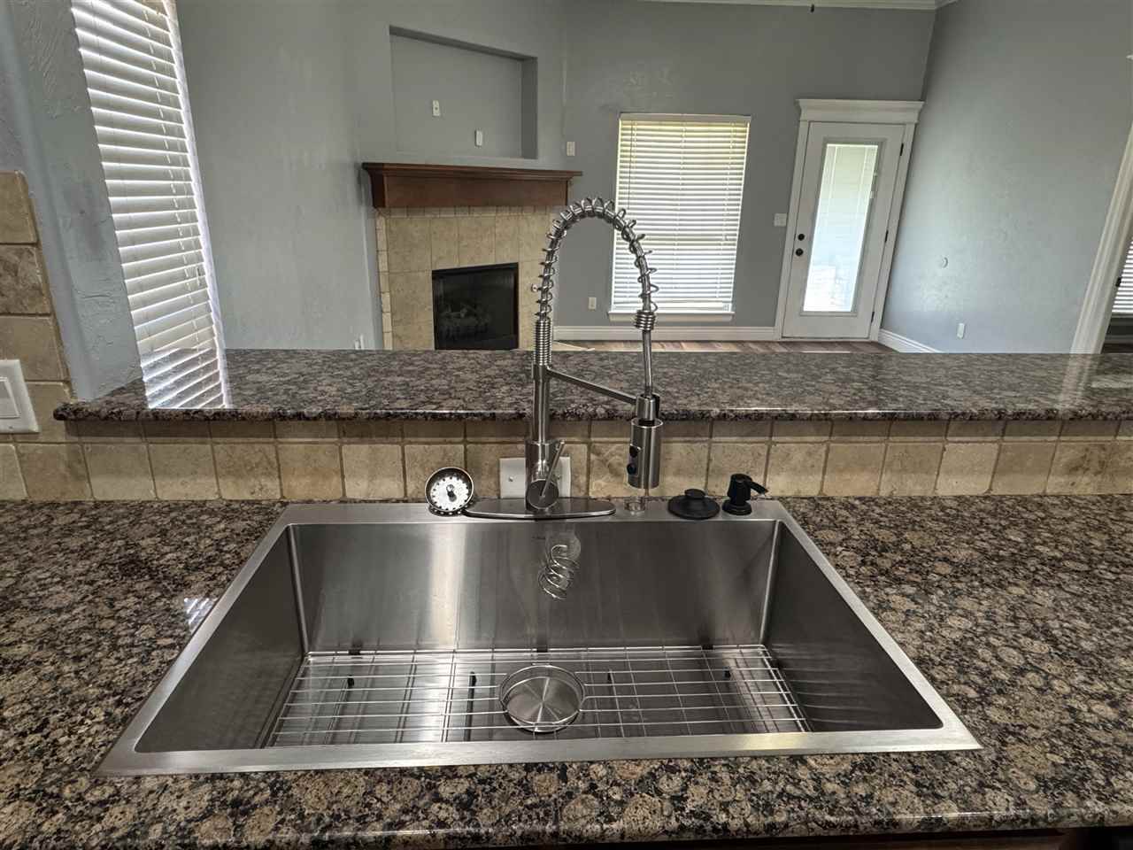 5708 NW Valor Ave, Lawton, OK 73505