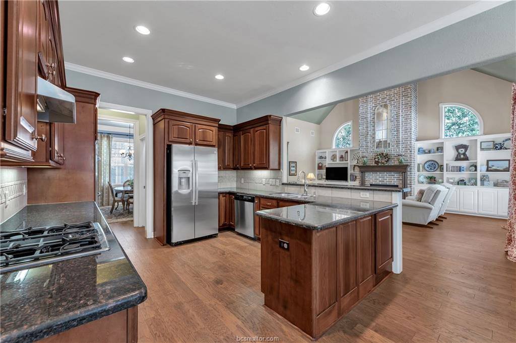 4303 Whitwick Place, College Station, TX 77845