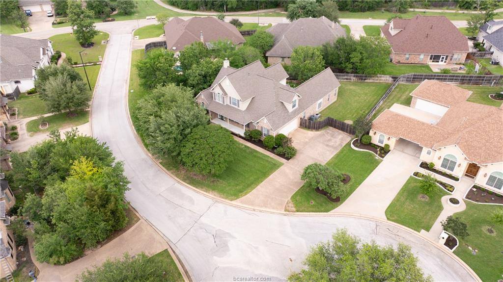 4303 Whitwick Place, College Station, TX 77845