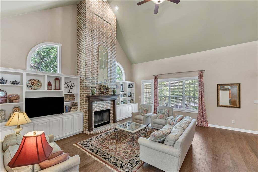4303 Whitwick Place, College Station, TX 77845