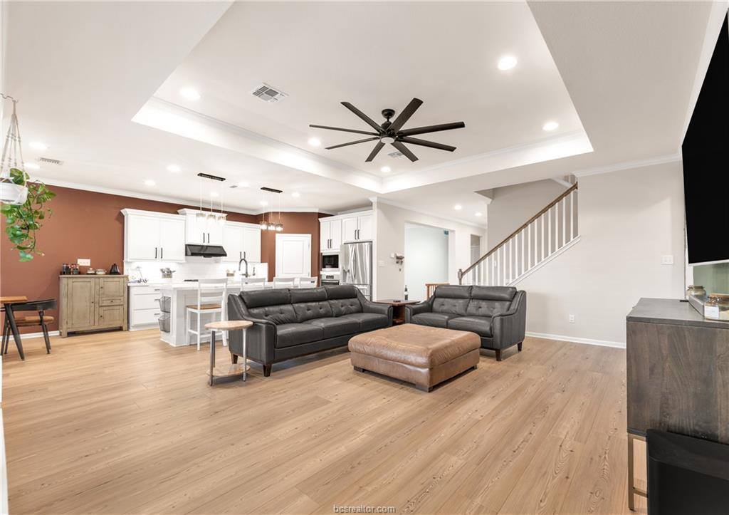 3693 Haskell Hollow Loop, College Station, TX 77845