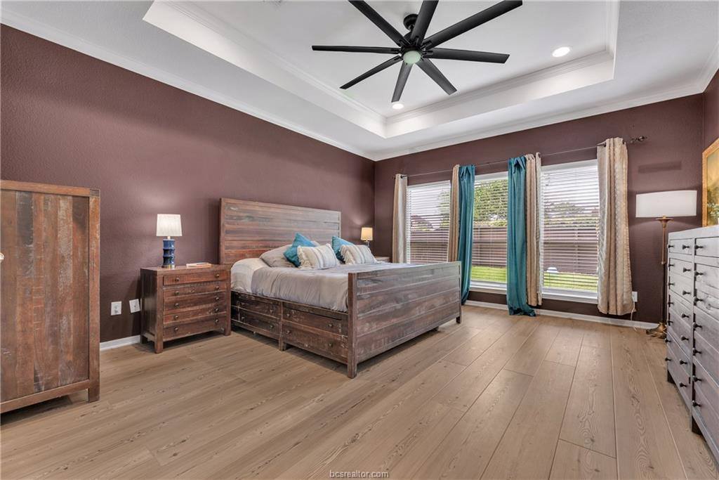 3693 Haskell Hollow Loop, College Station, TX 77845