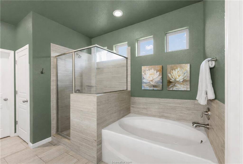 3693 Haskell Hollow Loop, College Station, TX 77845