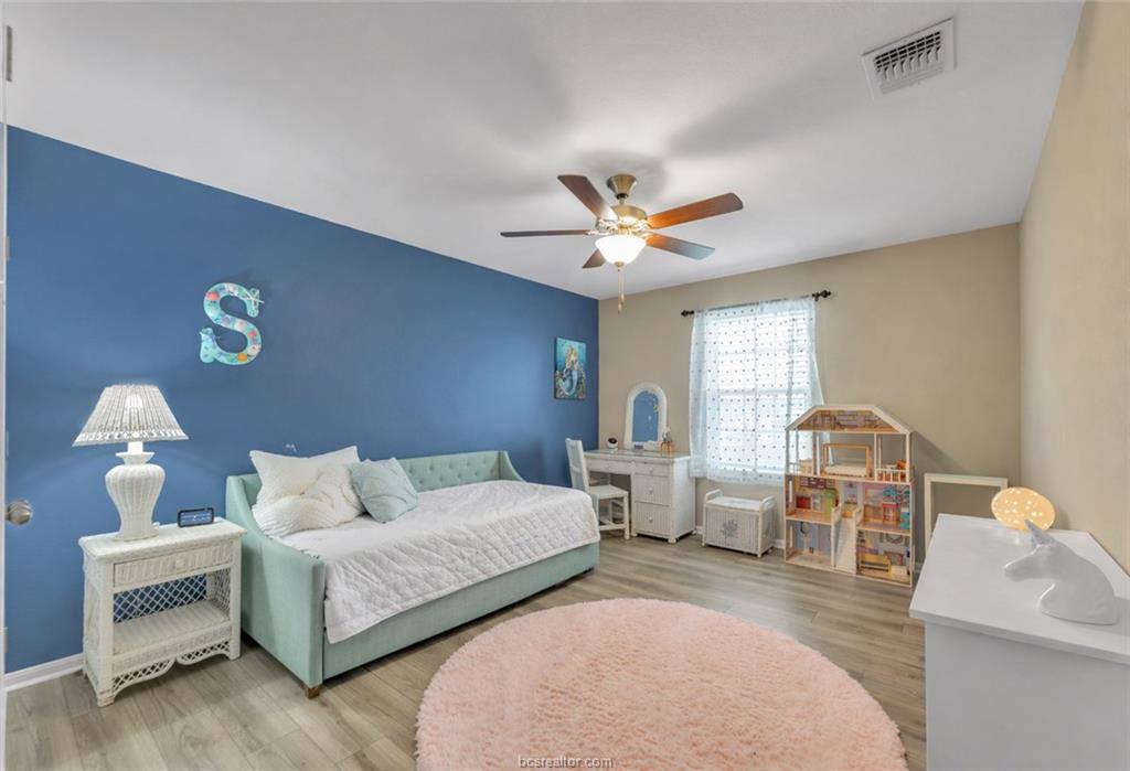 3693 Haskell Hollow Loop, College Station, TX 77845