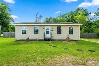 533 Corley St Street, Dequincy, LA 70633