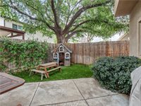 24842 Noelle, Newhall, CA 91321