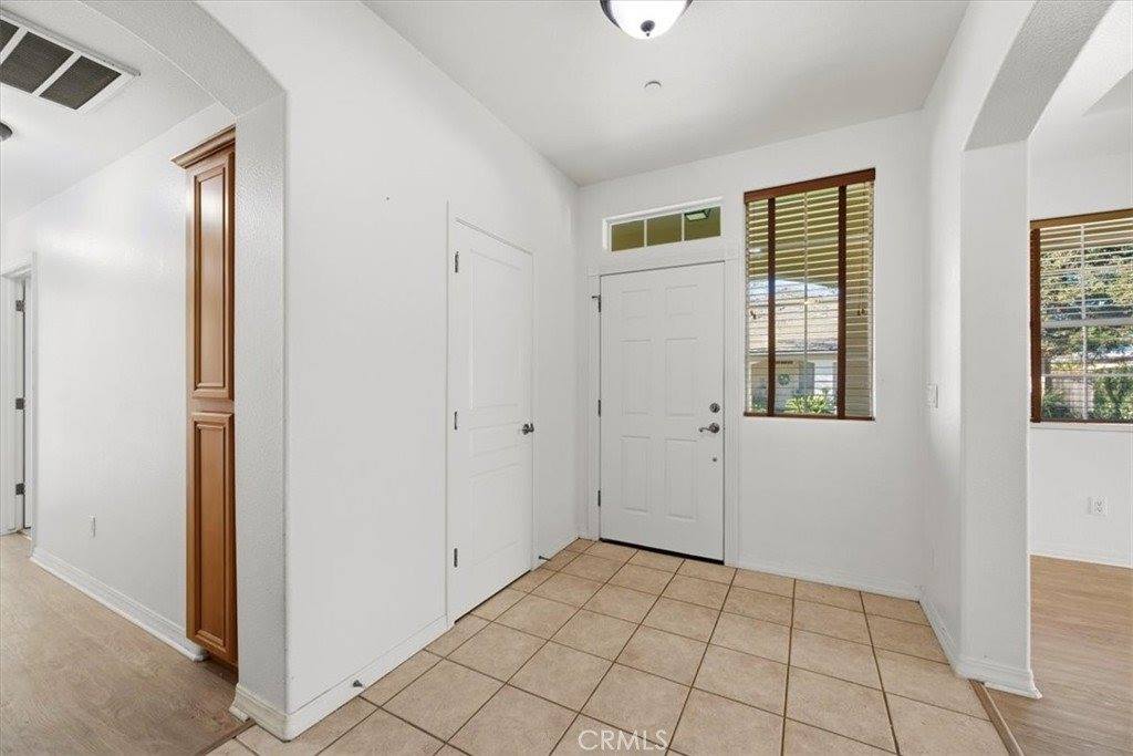 427 Taunton Drive, Santa Maria, CA 93455