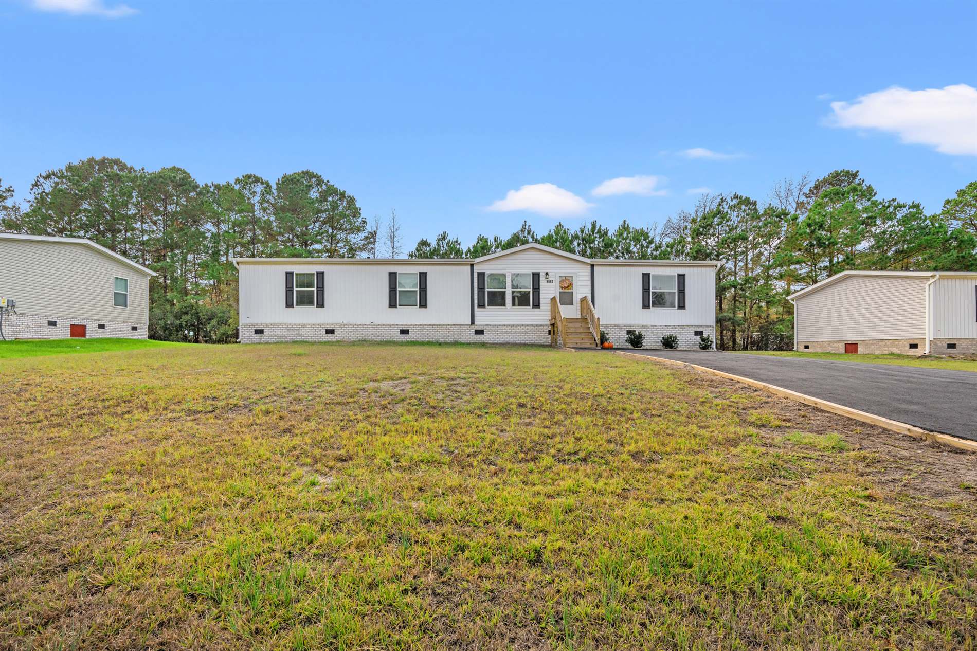1883 Rolling Green Dr SW, Supply, NC 28462