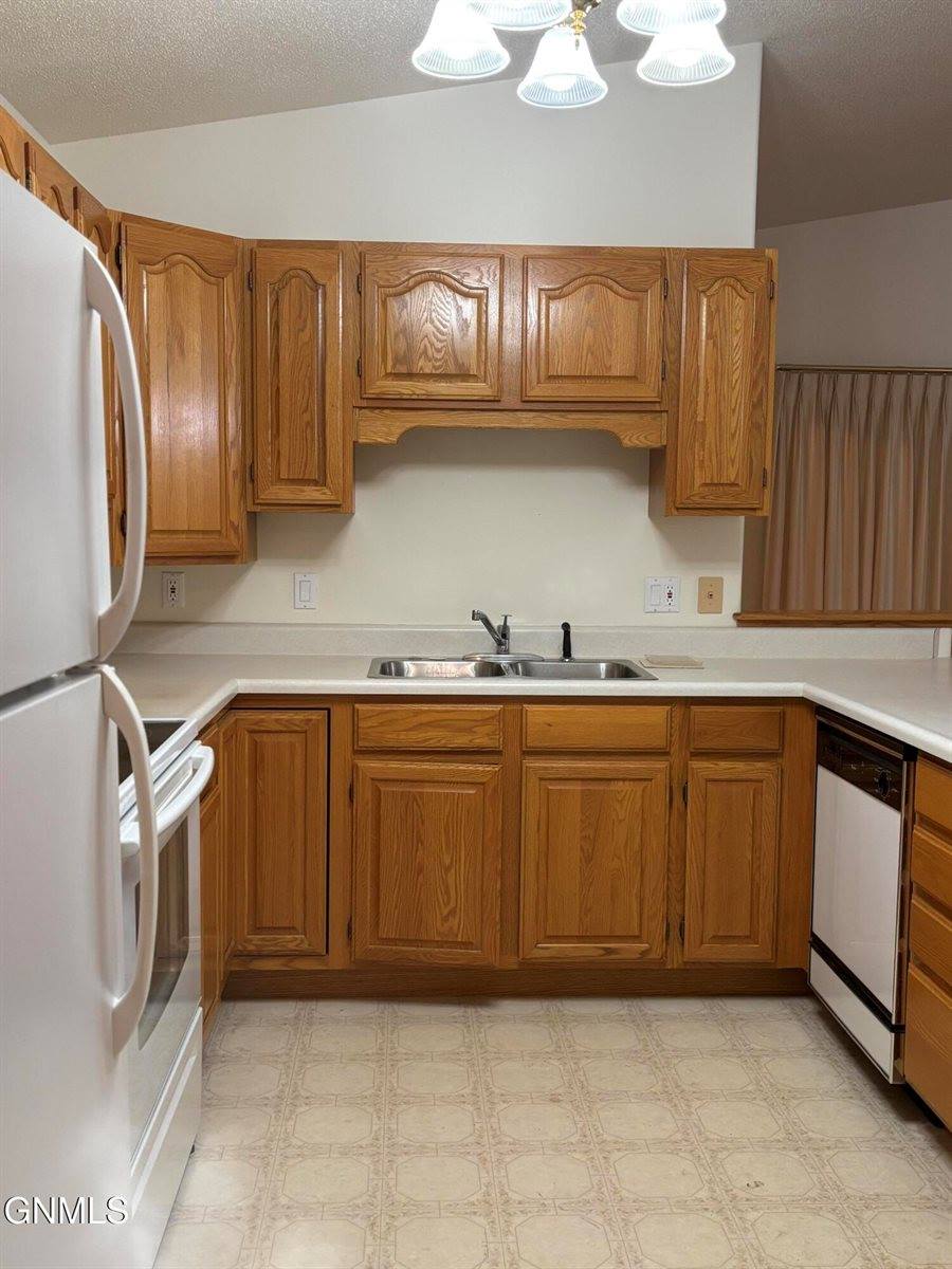 1801 15th Avenue West, Williston, ND 58801