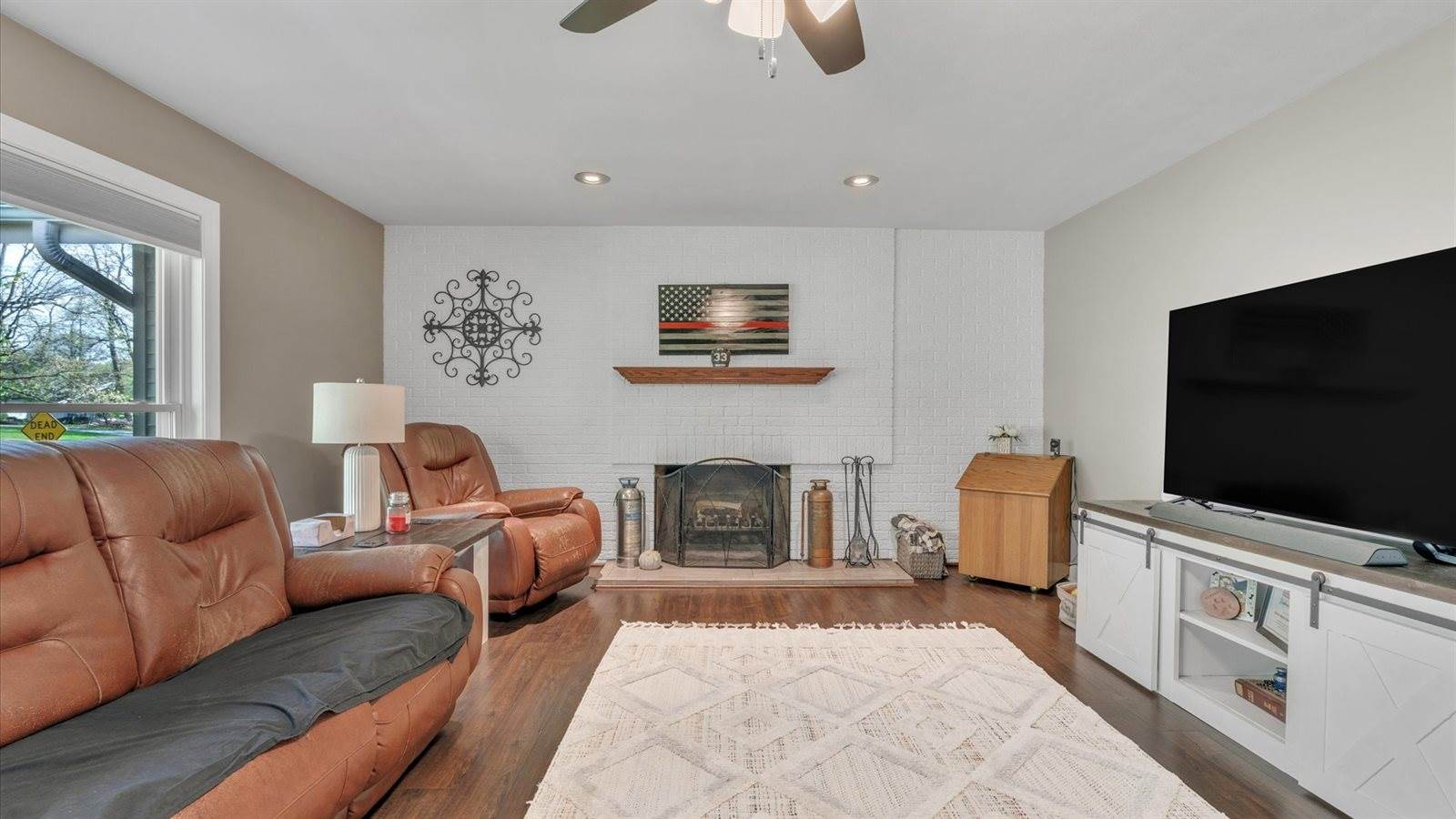 2900 27th Street, Rock Island, IL 61201