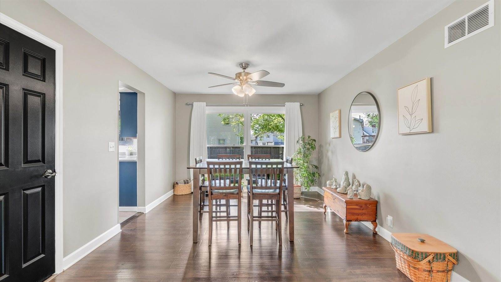 2900 27th Street, Rock Island, IL 61201