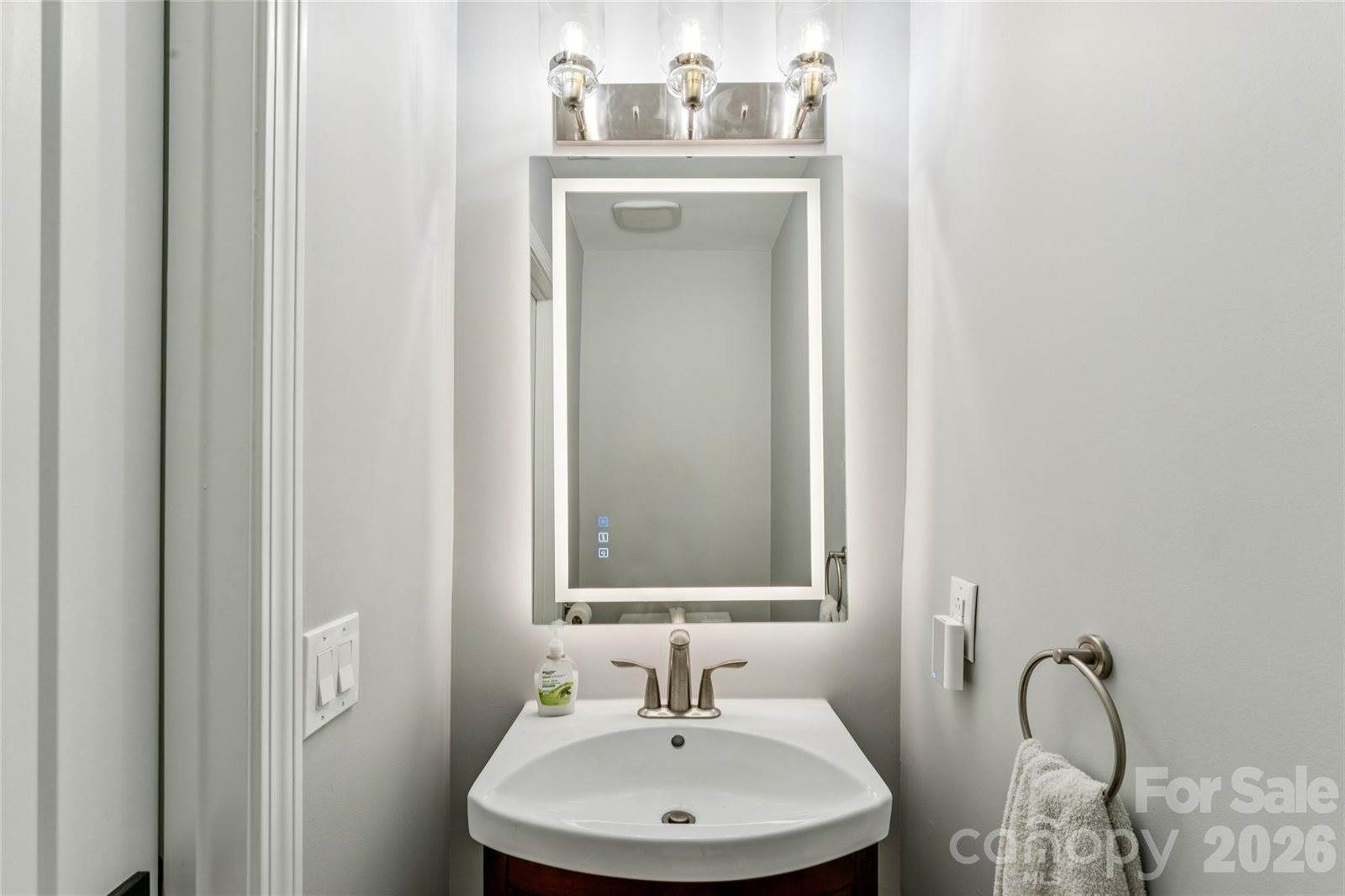 3252 Heathstead Place, Charlotte, NC 28210