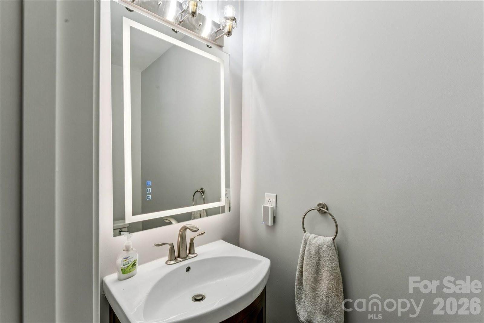 3252 Heathstead Place, Charlotte, NC 28210