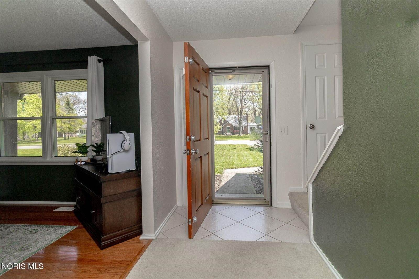 2104 Eastgate Road, Toledo, OH 43614