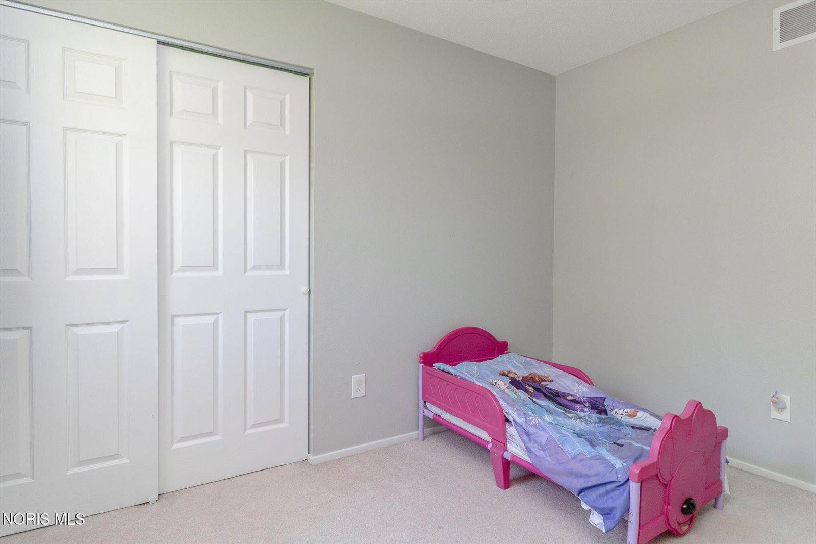 2104 Eastgate Road, Toledo, OH 43614