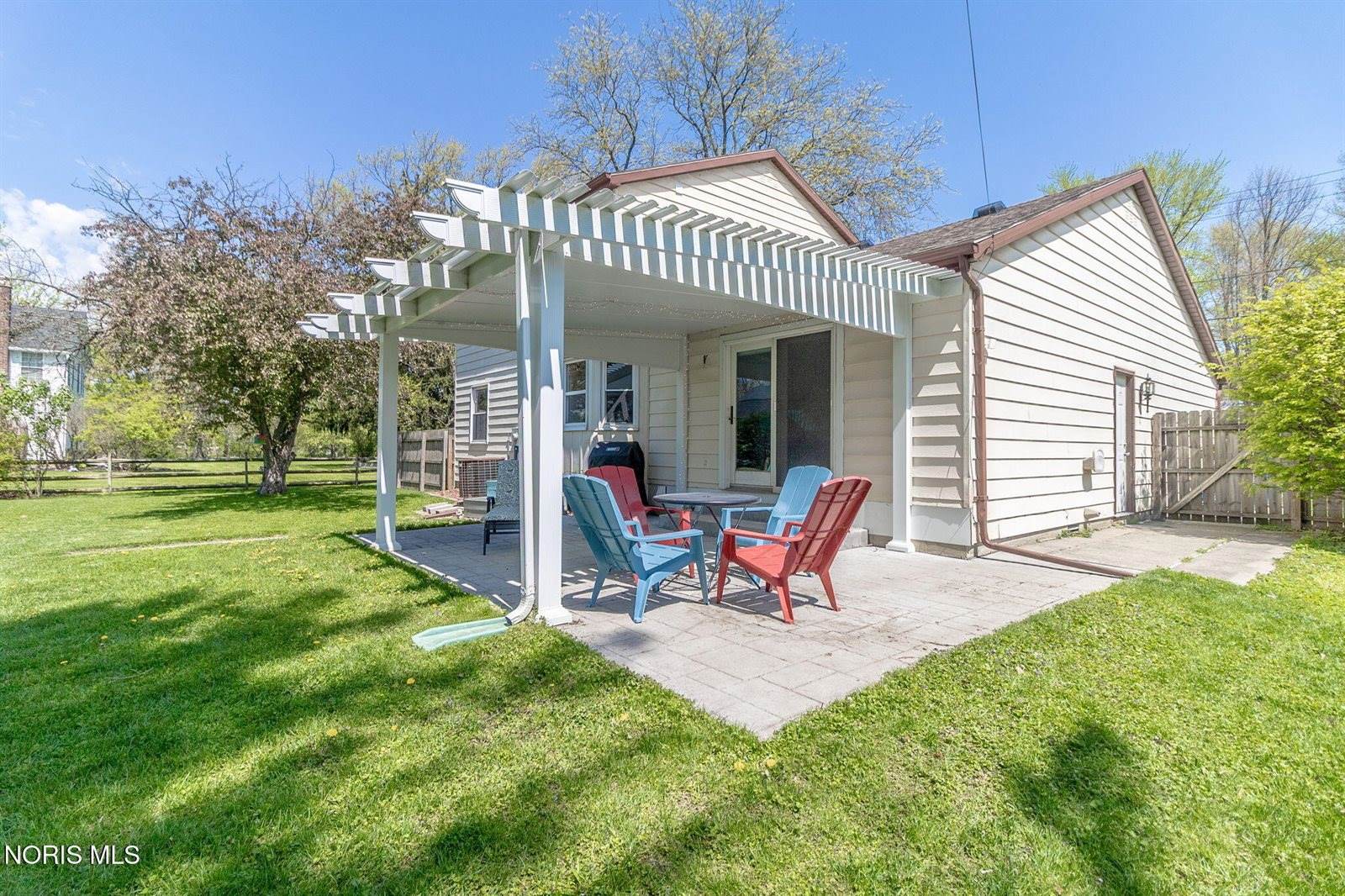 2104 Eastgate Road, Toledo, OH 43614