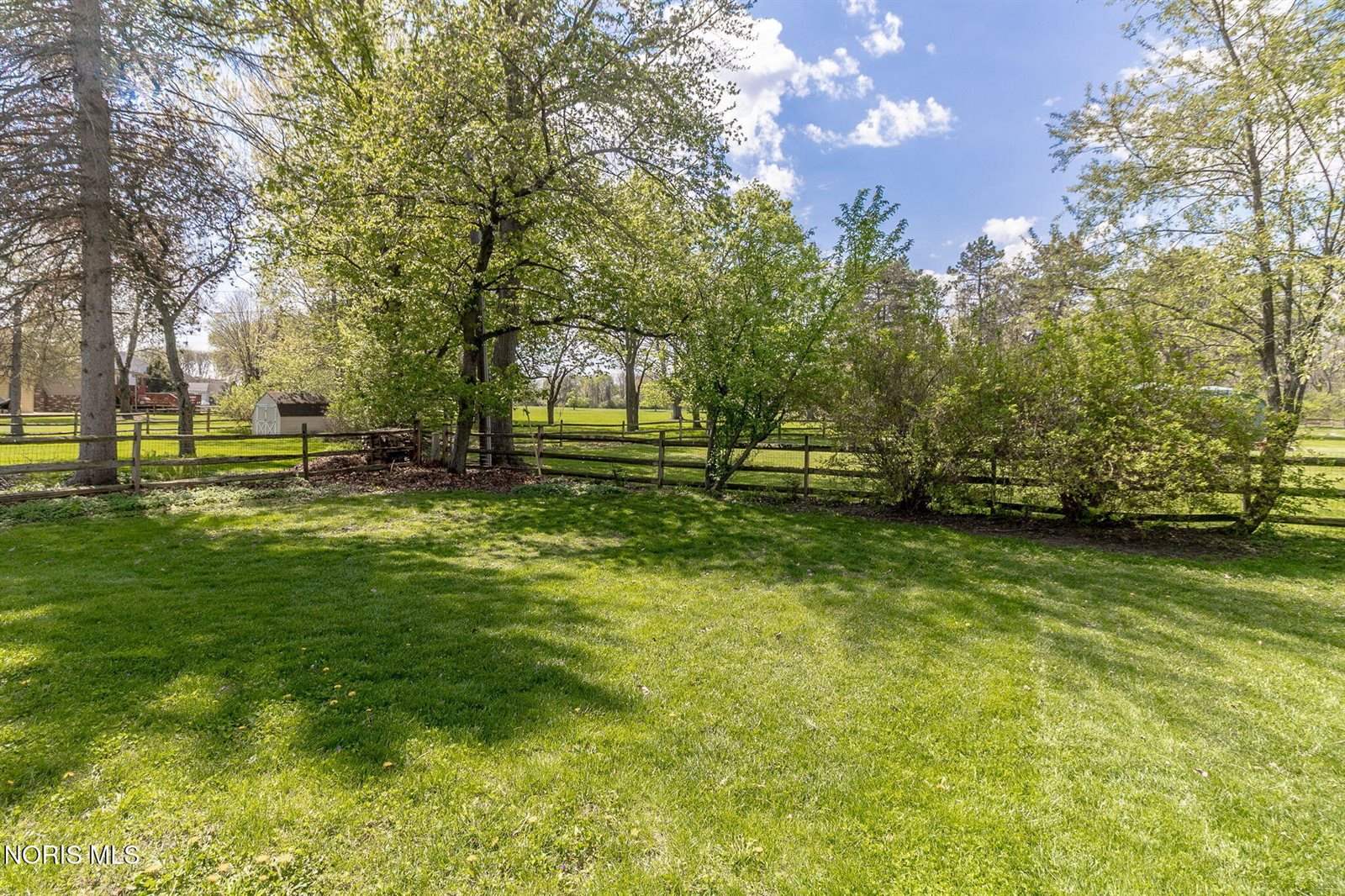 2104 Eastgate Road, Toledo, OH 43614