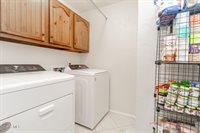 2104 Eastgate Road, Toledo, OH 43614