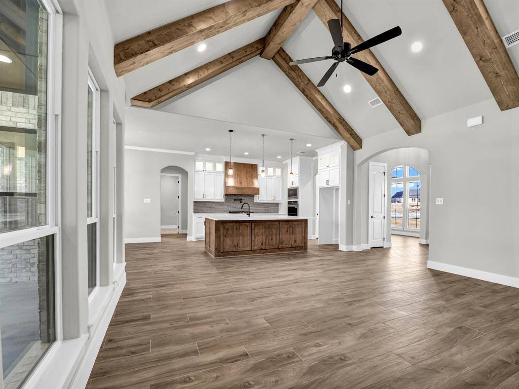 213 Desperado Court, Weatherford, TX 76088