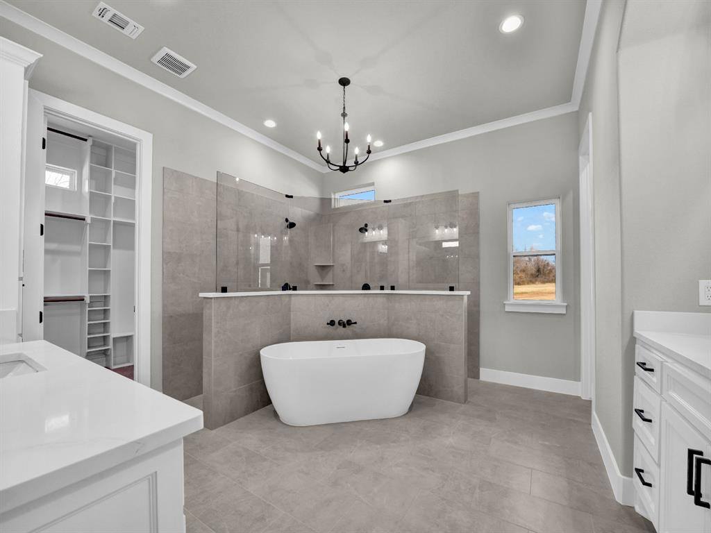 213 Desperado Court, Weatherford, TX 76088